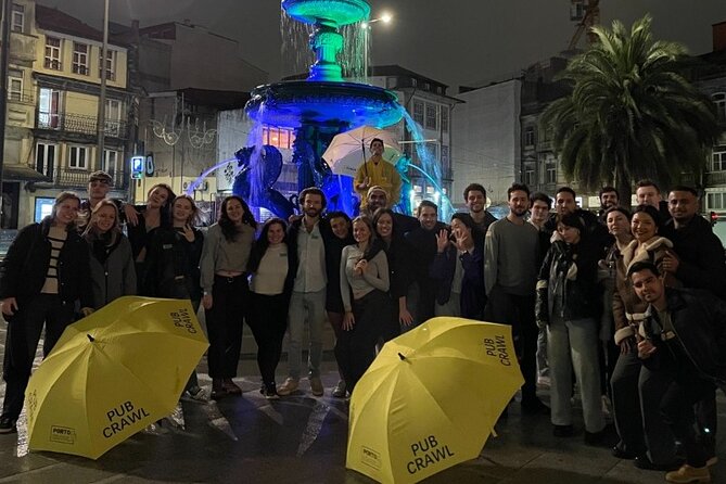 New Years Eve Porto Crawl: 7 drinks, Games, Fun & VIP club entry - The second bar and the value of moving on