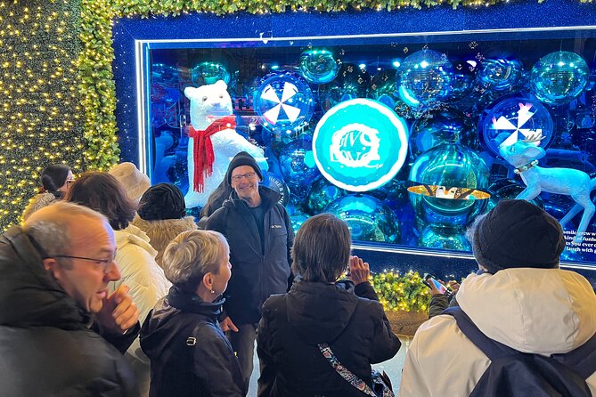 New York Christmas Holiday Lights Walking Tour - Macy’s Herald Square and the Miracle on 34th Street story