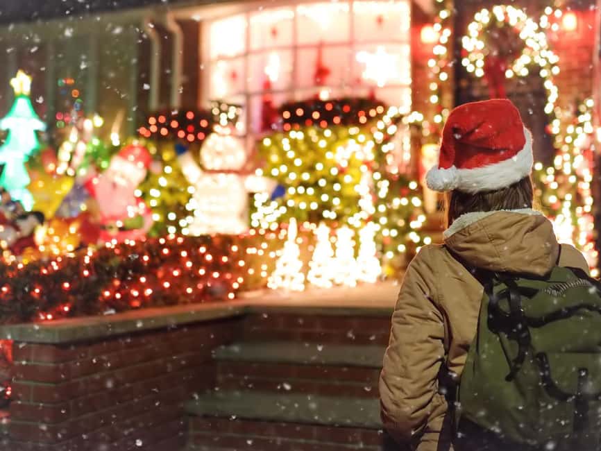 New York Christmas Lights Tour by BUS - Why Dyker Heights makes a memorable Christmas stop
