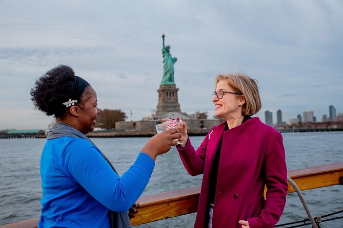 New York City Christmas Holiday Statue and Skyline Cocoa Cruise - Why the small-boat setting matters