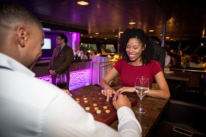 New York Pier 15 New Year's Eve Buffet Dinner Cruise - Who will enjoy this cruise most?