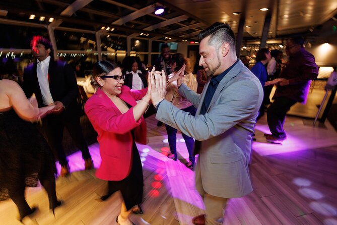 New York Pier 15 New Year's Eve Buffet Dinner Cruise - Should you book the Pier 15 New Year’s Eve cruise?