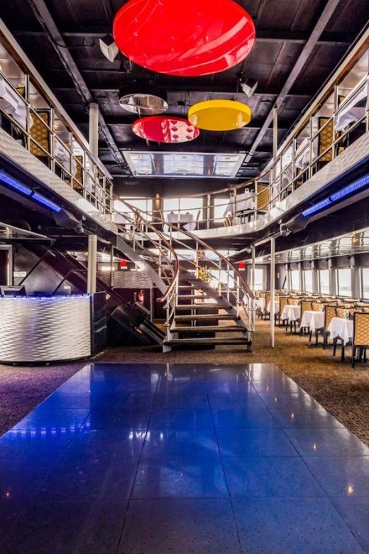 NYC: Christmas Day Buffet Brunch or Dinner Harbor Cruise - The seasonal buffet and table service