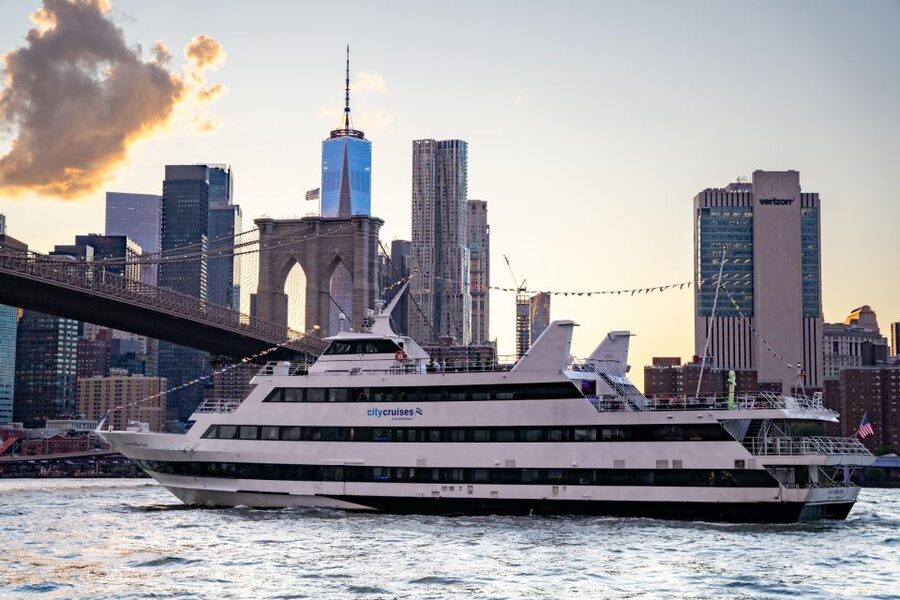 NYC: Christmas Eve Buffet Lunch or Dinner Harbor Cruise - Boarding at Chelsea Piers on Christmas Eve