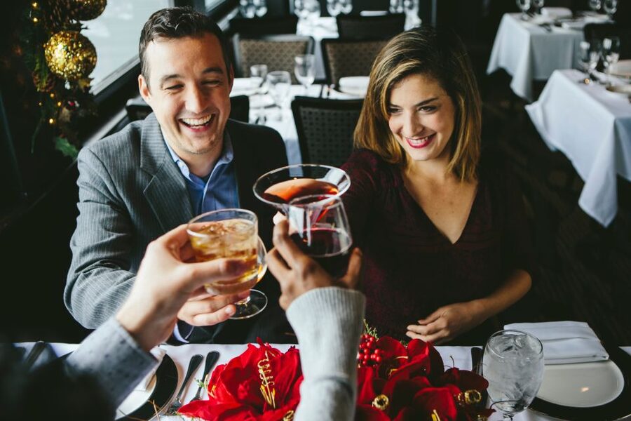 NYC: Christmas Eve Buffet Lunch or Dinner Harbor Cruise - The Christmas Eve meal: buffet comfort with a festive setting