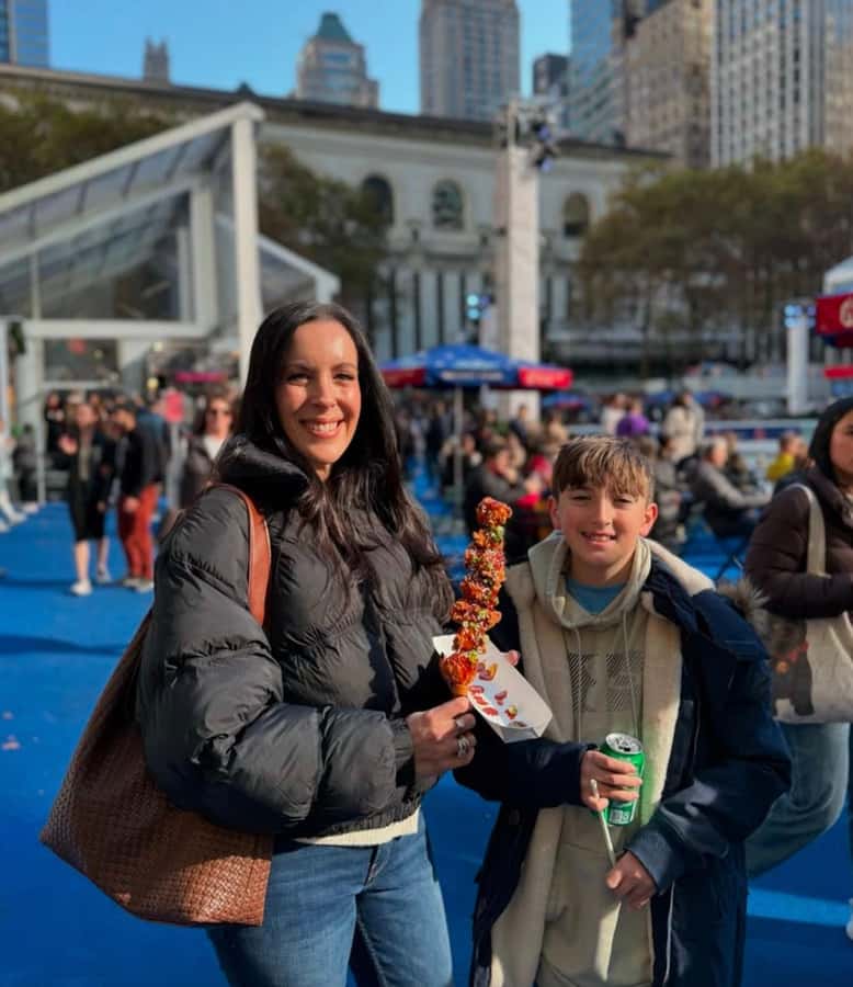 NYC: Christmas Holiday Guided Walking Tour with Dessert - Who will enjoy this Christmas walk