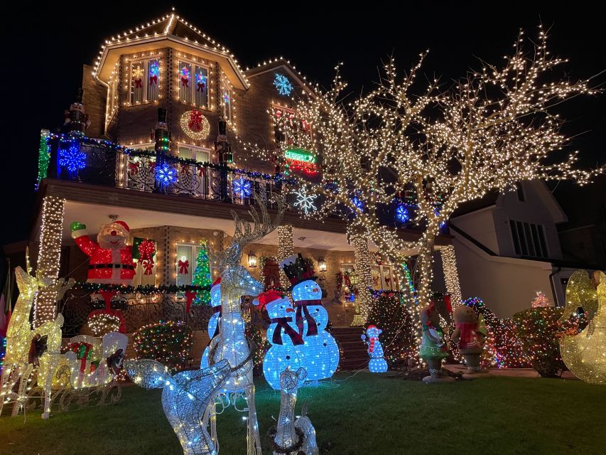 NYC | French guided tour of Christmas in Brooklyn - Starting at Dumbo’s York Street station