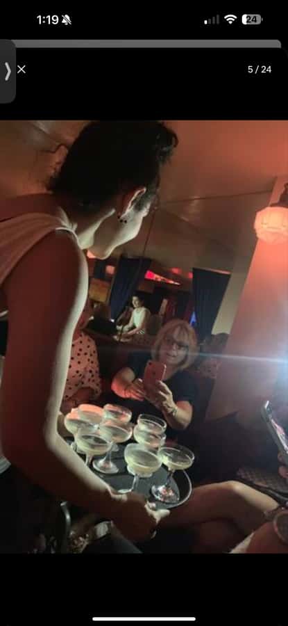 NYC: New Year's Eve Drinks, History and Ball Drop Tour - A Prohibition night that ends on 54th Street