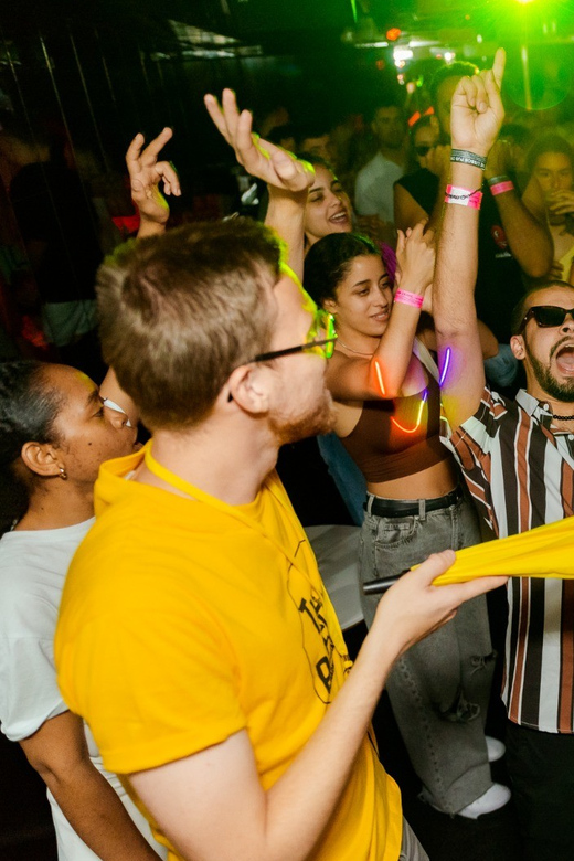 NYE Pub Crawl + VIP Club Entry - Fireworks from Miradouro de Santa Catarina