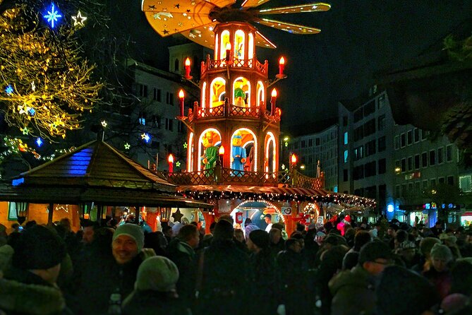 Original Munich Christmas Market Tour with Festive Wine and Food - Guides, group size, and the social side