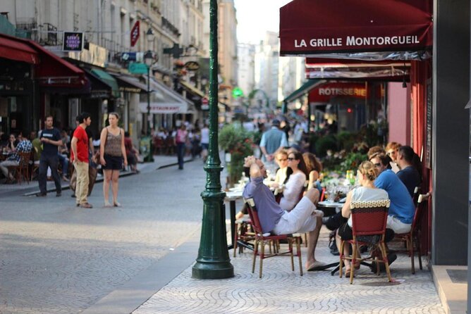Paris Christmas Food Tour with a Local Guide, and Seasonal Treats - Key points to know before booking
