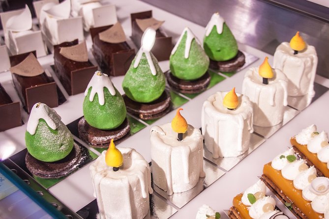 Paris Christmas Gourmet Food Small Group Walking Tour - Christmas markets, vin chaud, and the seasonal catch