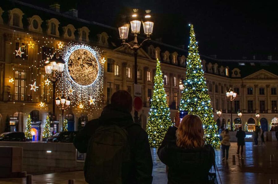 Paris Christmas Lights Walking Tour with Local Guide - Galerie Vivienne: start beneath a glowing arcade