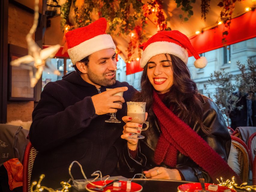 Paris: Private Christmas Photoshoot with Props - Is $151 good value for your group?
