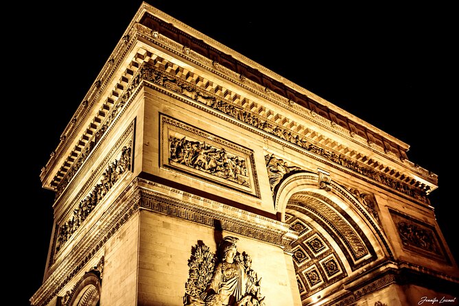 Paris Tootbus Festive Christmas Lights Tour - Louvre views without a museum visit