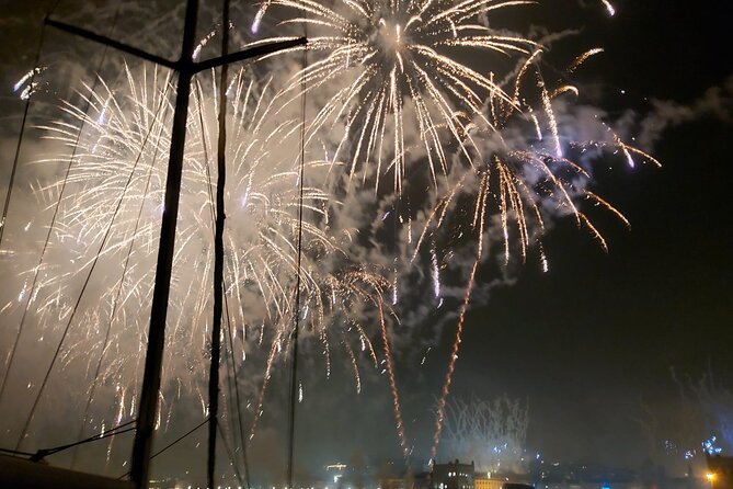 Passing the Year in a Boat with Champagne and Fireworks - A New Year’s Eve view from the river