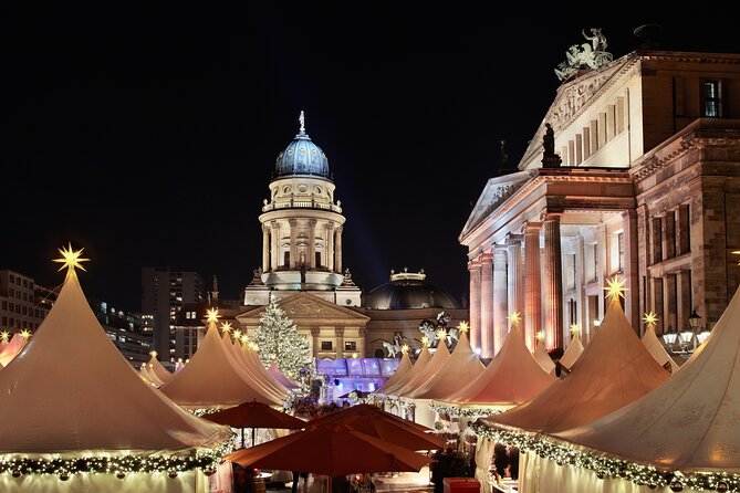 Private Berlin Christmas Walk with Räuchermännchen Magic - What the private format is really worth
