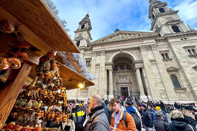 Private Budapest Christmas Market Tour with Chimney Cake & Mulled Wine - Mulled wine and chimney cake included