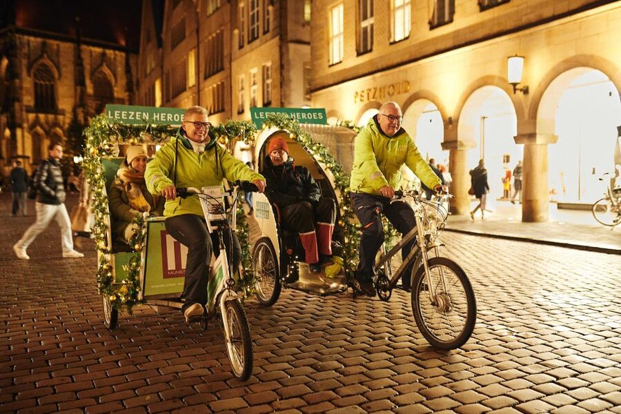 Private Christmas Tour in Münster including Glühwein - A warm seat among Münster’s Christmas lights