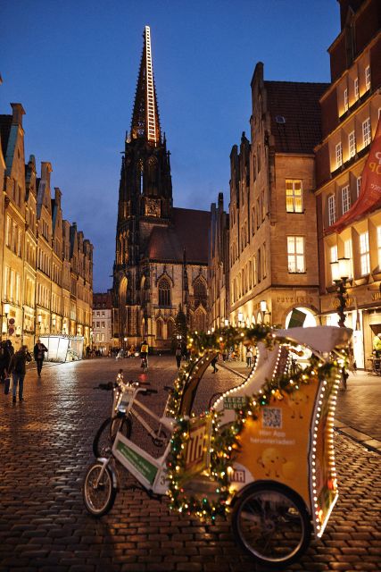 Private Christmas Tour in Münster including Glühwein - What the guide adds to the ride