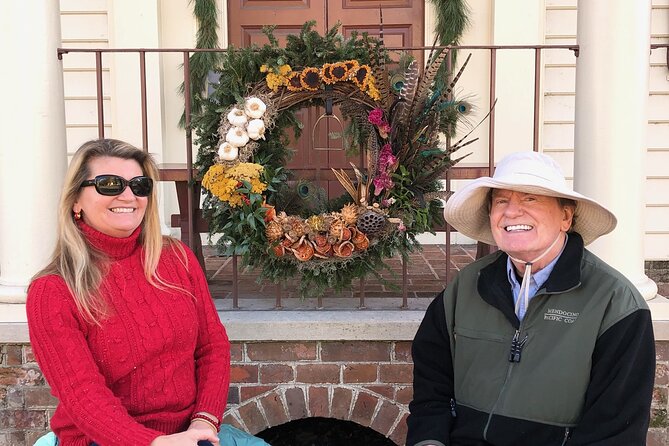 Private Colonial Williamsburg Christmas Holiday Decorations Walking Tour - What the private format is worth at $125
