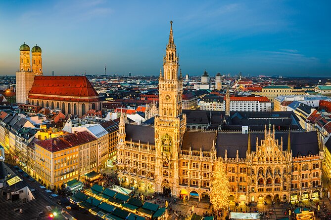 Private Munich Christmas Walking Tour + Glühwein & Snacks - Wittelsbacherplatz and the medieval finish
