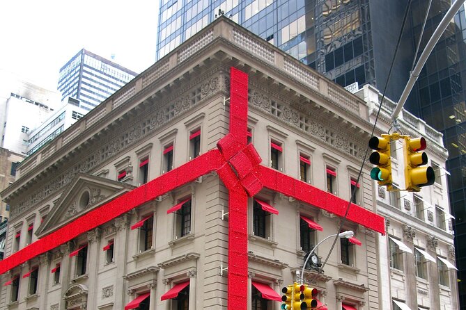 Private New York Christmas Tour with Driver and Guide - A warm car for New York’s coldest sightseeing month