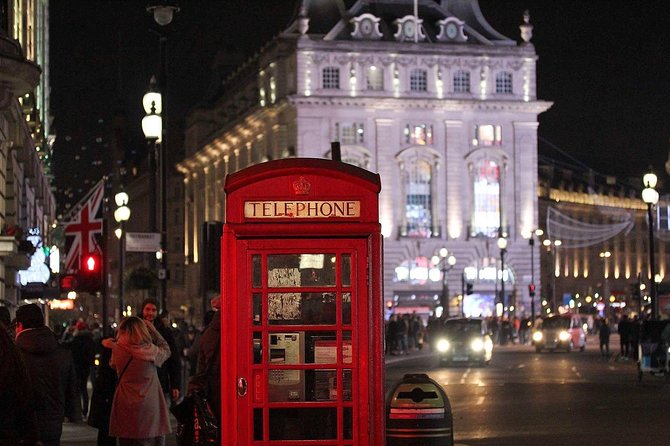 Private Tour: Experience the Christmas Magic in London - Regent Street turns the walk grand and formal