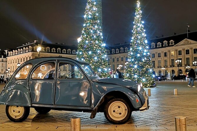Private tour Paris Christmas lights tour 2 hours in Citroën 2CV - Boulevard Haussmann and the Moulin Rouge
