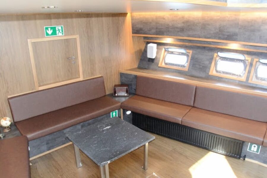 Reykjavík: New Year's Eve Northern Lights Yacht Cruise - Is $140 a fair price?