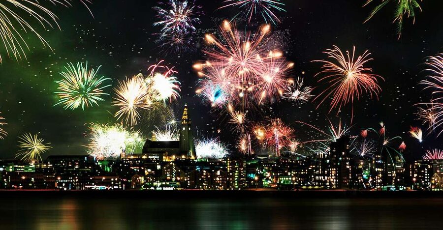 Reykjavik: New Years Fireworks Midnight Cruise - Finding the boat at Ægisgarður 5b