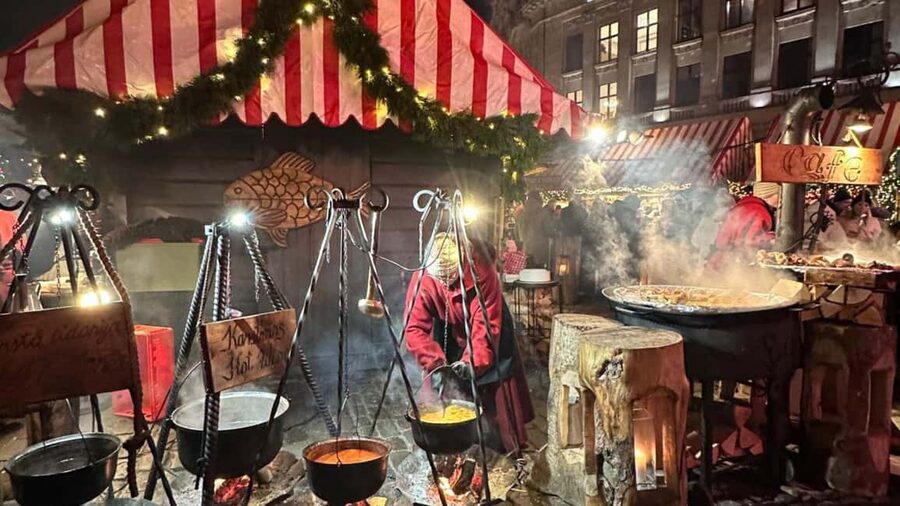 Riga: Old Town Legends & Christmas Spirit Walking Tour - A hot Riga Christmas drink and Black Balsam