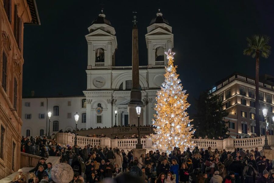 Rome: Christmas Lights Walking Tour - Why this Christmas walk works well in Rome