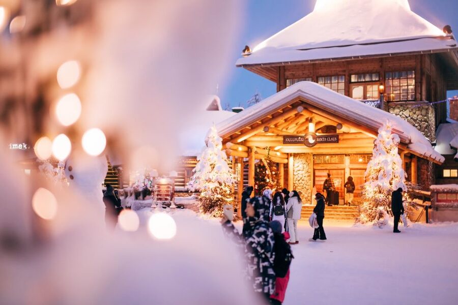 Rovaniemi: Santa Claus Village and Arctic Circle - Crossing the Arctic Circle