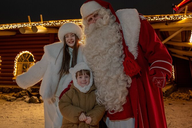 Rovaniemi Santa Claus Village Husky and Reindeer Tour VIP VAN - The van details that matter on a cold day