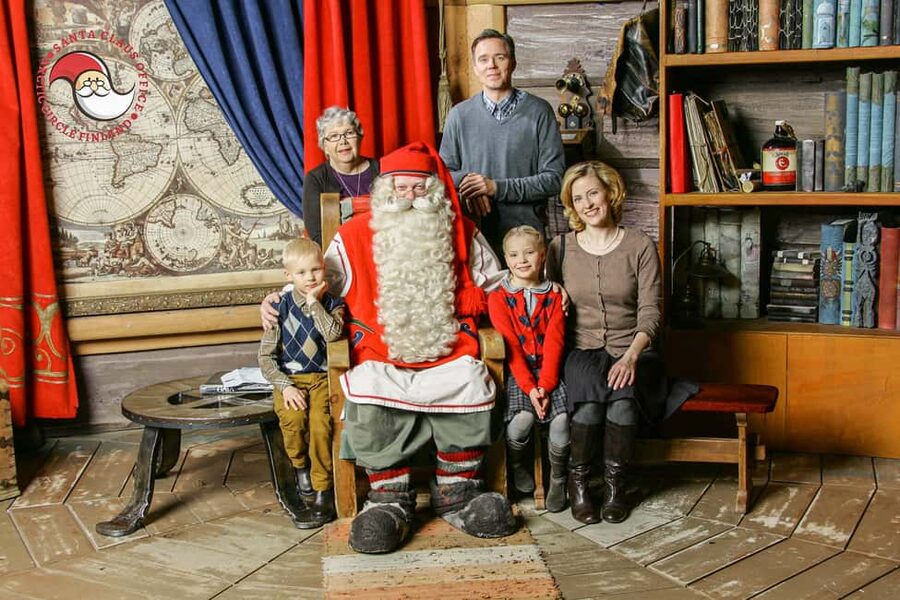 Rovaniemi: Santa Claus Village + Husky & Reindeer Sled Ride - Timing, weather, and the winter season