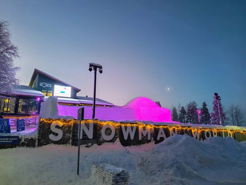 Rovaniemi: Santa Village,2km Husky Sled Ride & Snowman World - A family day built around Santa and sled dogs