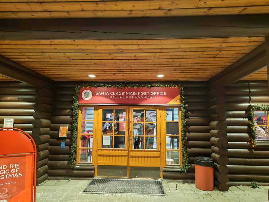 Rovaniemi: Santa Village,2km Husky Sled Ride & Snowman World - The 2-kilometer husky sled ride