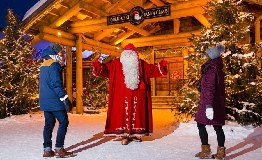 Rovaniemi: Tour to Santa Claus Village with Hotel pick up - What this Rovaniemi outing really includes
