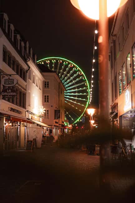 Saarbrücken: Magical Christmas tour through the old town - St. Johanner Markt and the food stops