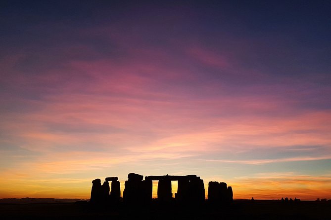 Salisbury, Stonehenge, Bath and Windsor with Christmas Lunch - Windsor at dusk and the royal connection