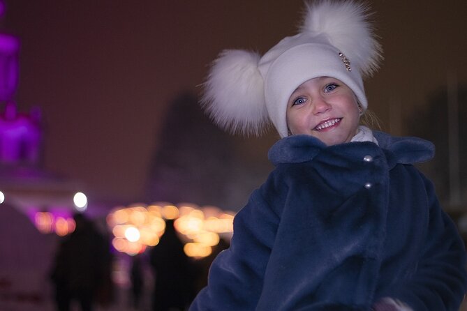 San Marino’s Starlit Stroll: A Christmas Walking Tour - Piazza della Libertà and the Government Palace