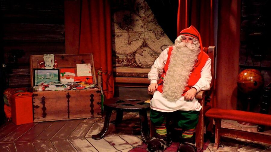 Santa Claus Village Guided Tour & Arctic Circle certificate - A short ride from central Rovaniemi