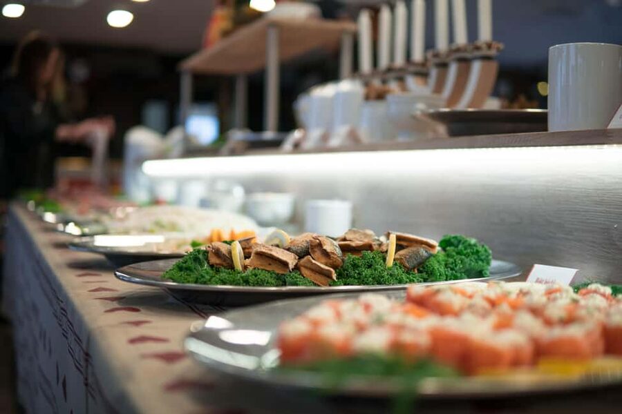 Stockholm: All-You-Can-Eat Christmas Buffet Cruise Livemusic - Boarding M/S Vindhem and settling in