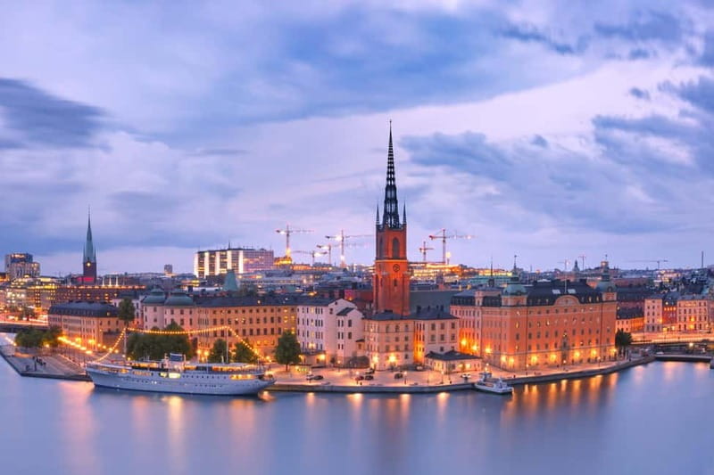 Stockholm: Christmas Market Magic Walking Tour with a Local - Key points to know before you book