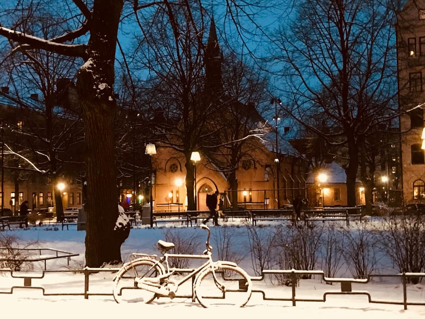 Stockholm: Christmas Markets & Lights Guided Walking Tour - Meeting at the Nobel Museum and Entering Gamla Stan