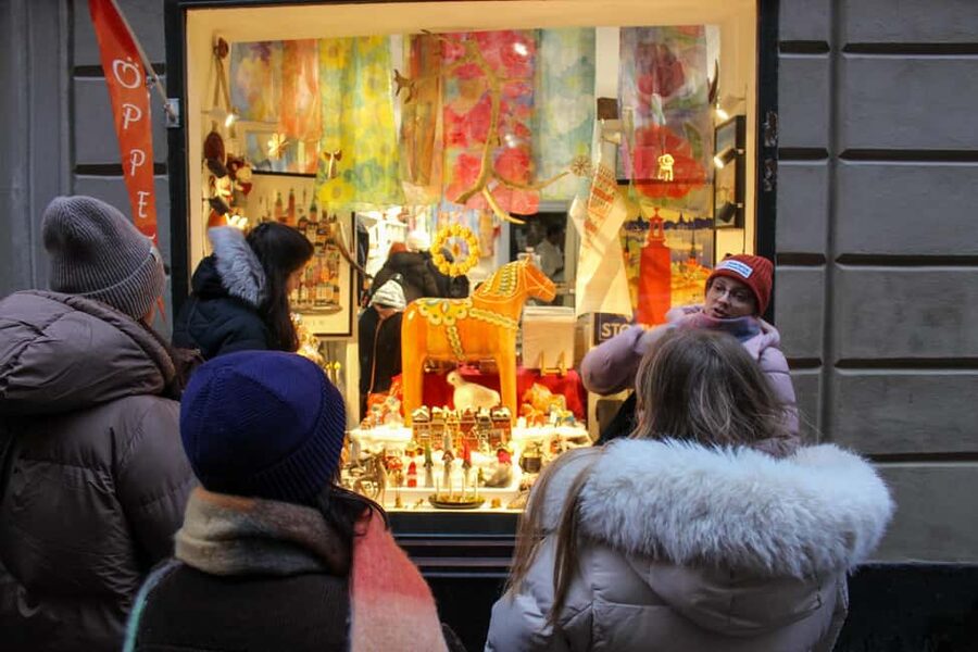 Stockholm: Christmas Traditions & Food Small Group Tour - Östermalm and the food market connection