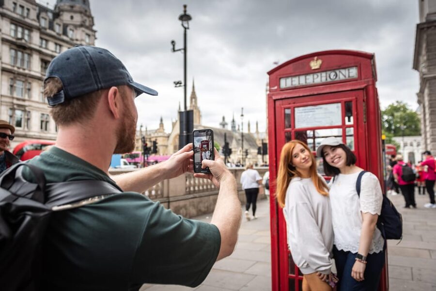 Top London Sights Tour - Christmas Day Special! - Is $64 good value for Christmas Day?