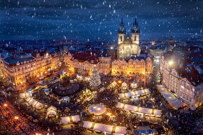 Tour 3 Magical Prague Markets with Locals, Christmas Goodies incl - Old Town Square: beautiful, busy, and worth seeing