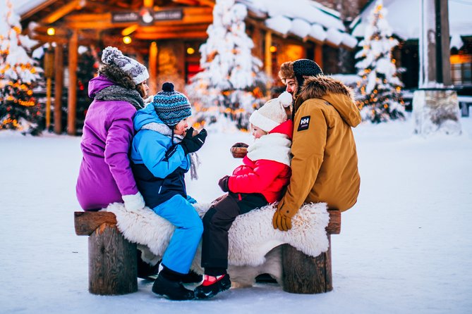 Trip to Arctic Circle, Santa Claus Village and Santas Reindeer - Lunch is included, but manage expectations